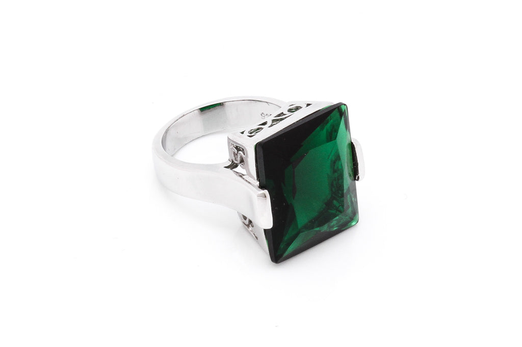 11DC1672 Emerald
