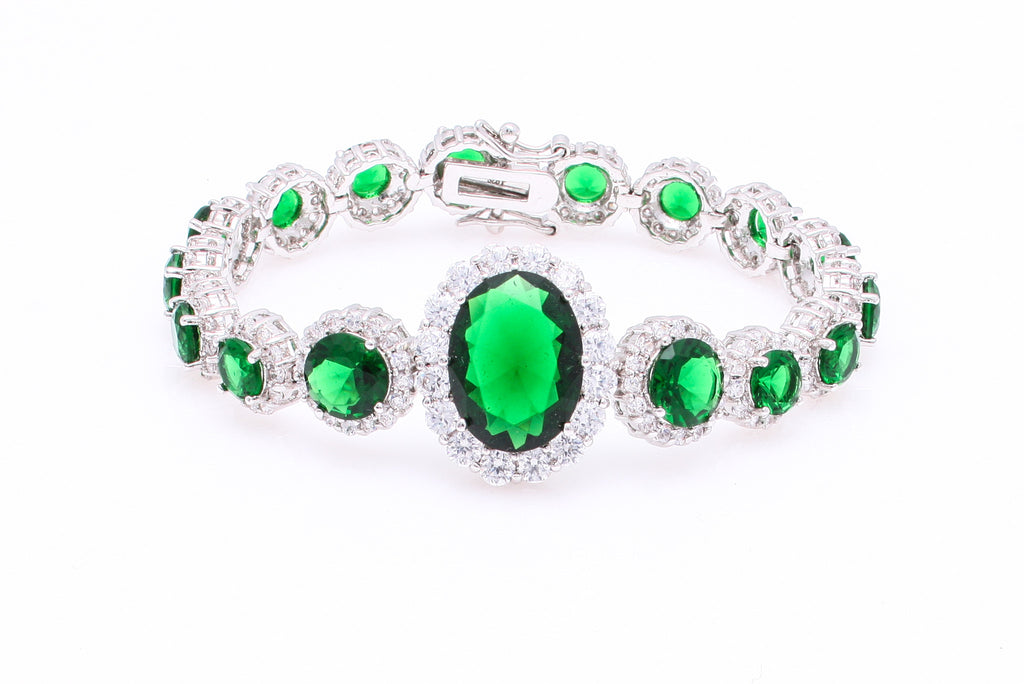 31CS1530 Emerald Centered Oval CZ Side Round CZ Bracelet